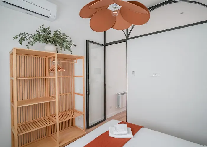 Amazing Apartment-3Bedrooms 3Bathrooms-Lavapies