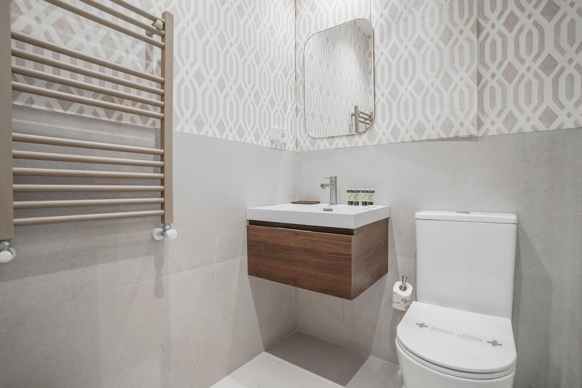 Apartament Amazing Apartment-3bedrooms 3bathrooms-lavapies
