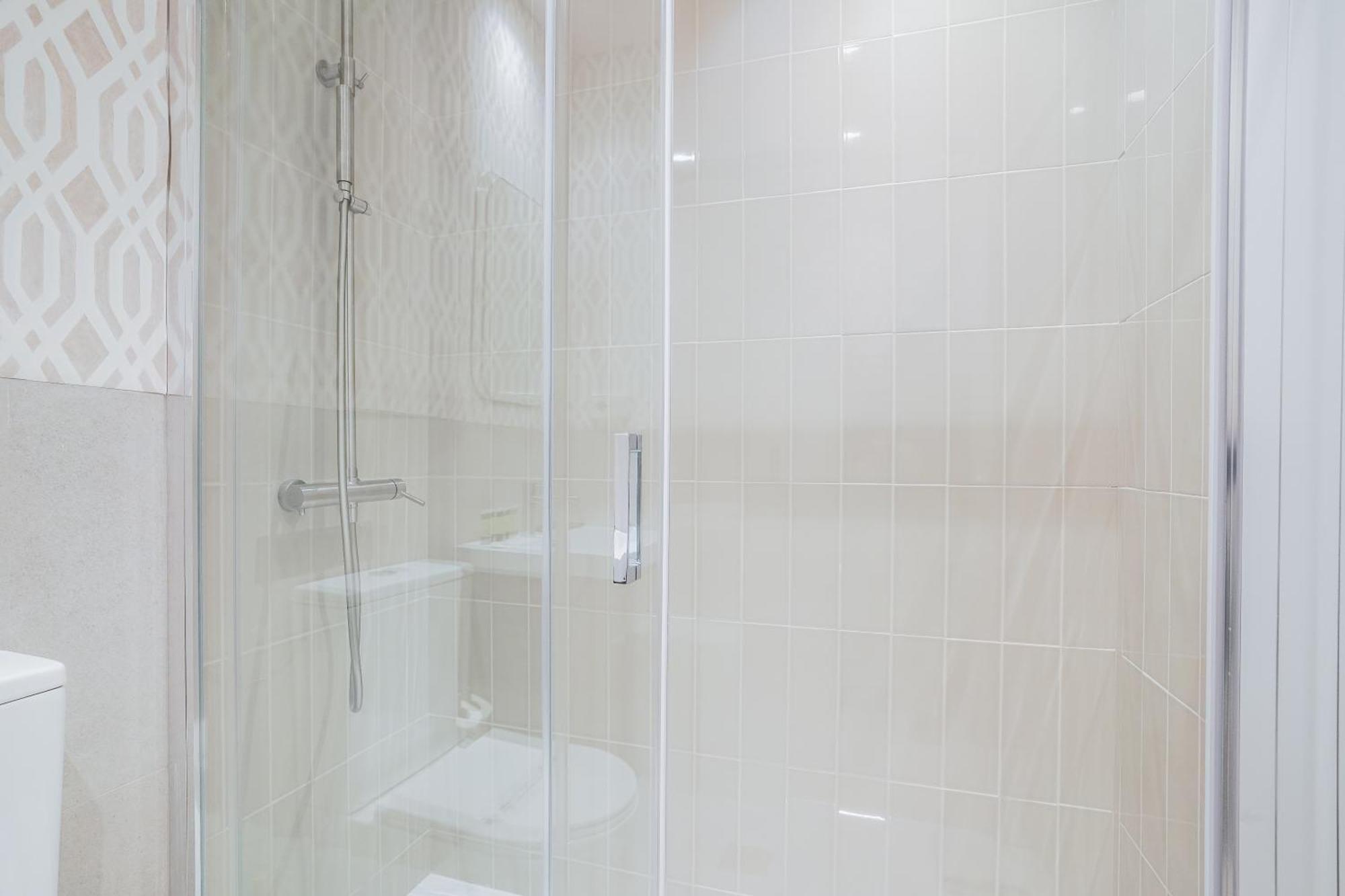 Apartament Amazing Apartment-3bedrooms 3bathrooms-lavapies